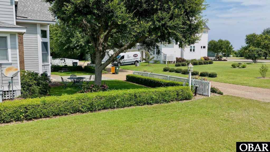 Image 42 of property listing at 330 Fernando Street, Manteo, NC 27954