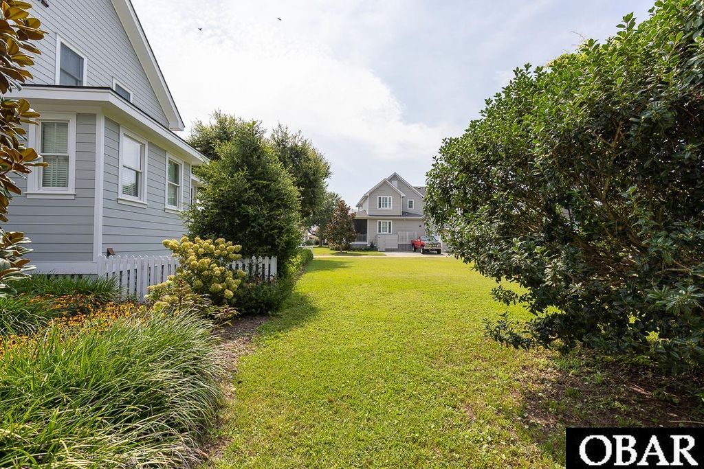 Image 45 of property listing at 330 Fernando Street, Manteo, NC 27954