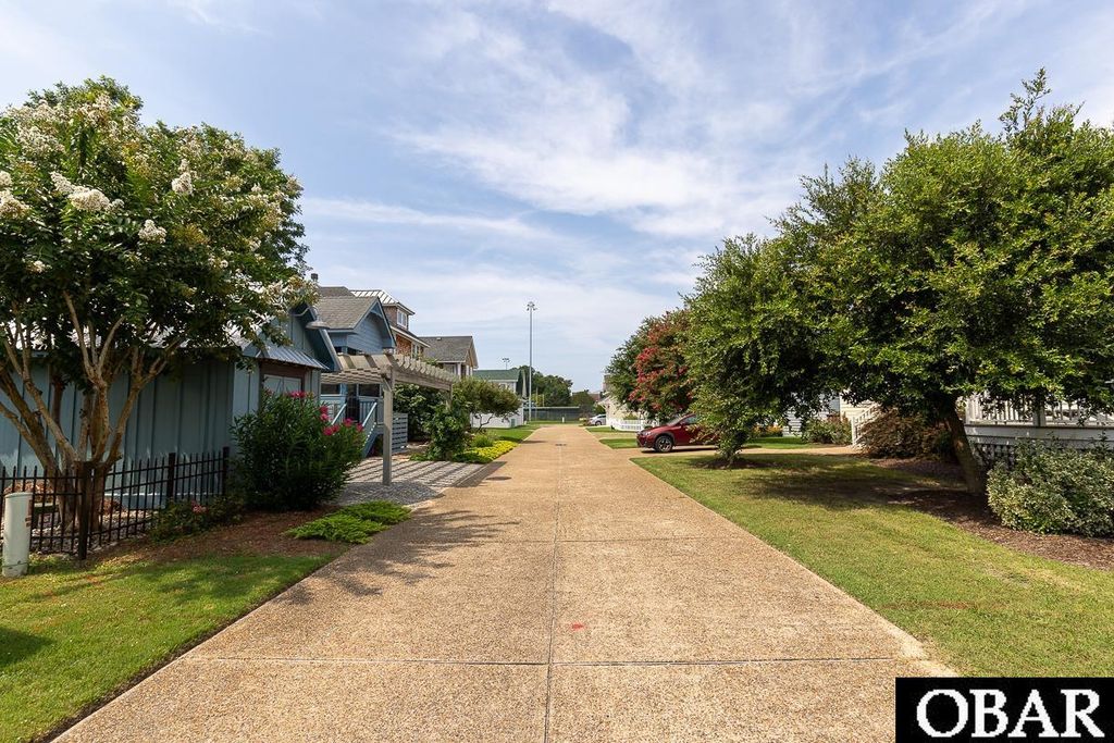Image 47 of property listing at 330 Fernando Street, Manteo, NC 27954