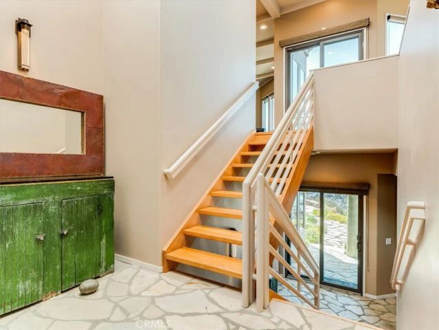 2585 Sherwood Drive, Cambria, CA 93428