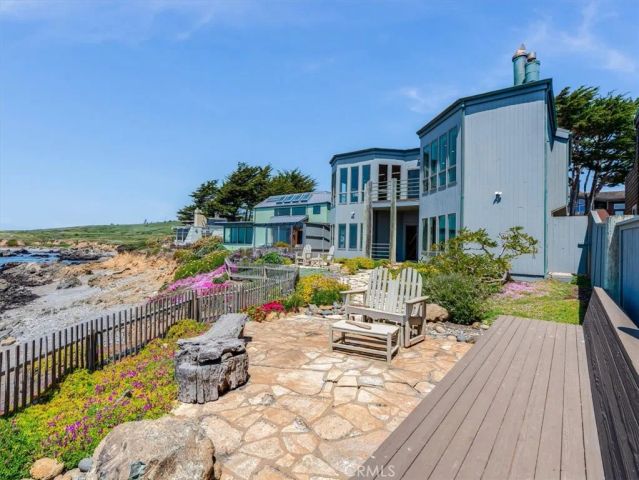 2585 Sherwood Drive, Cambria, CA 93428