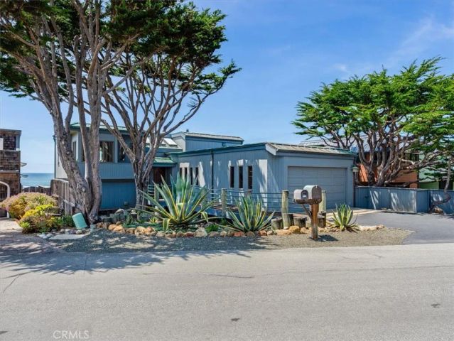 2585 Sherwood Drive, Cambria, CA 93428