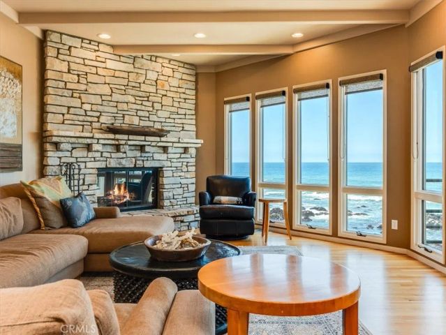 2585 Sherwood Drive, Cambria, CA 93428