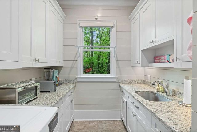 1431 Hearst Drive NE, Brookhaven, GA 30319