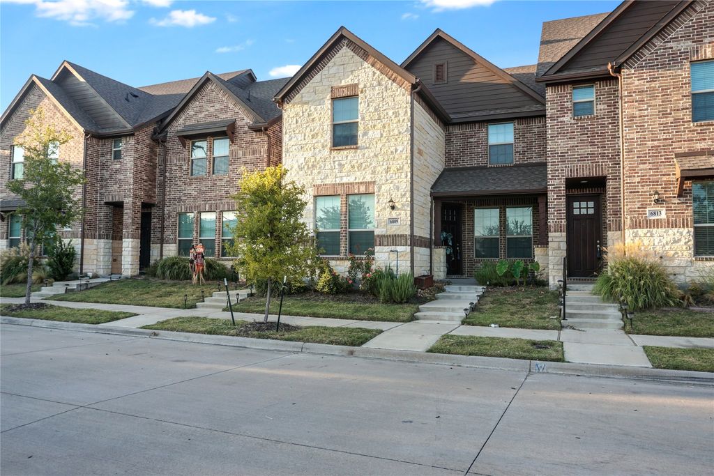 6809 Andrew Drive, North Richland Hills, TX 76180