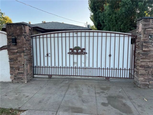 2790 11th St, Riverside, CA 92507