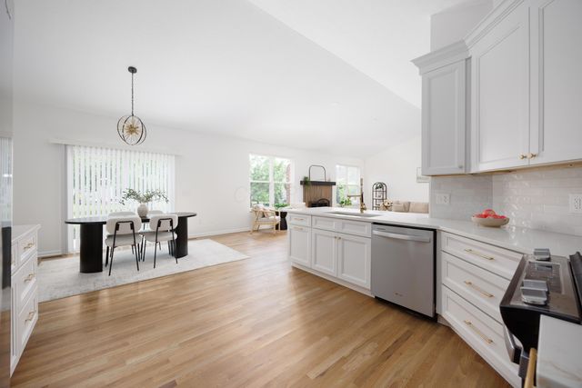 6177 Woodsview Way, Hilliard, OH 43026
