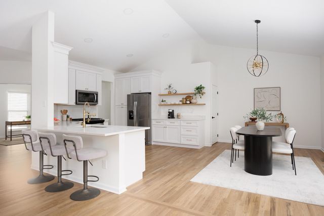 6177 Woodsview Way, Hilliard, OH 43026