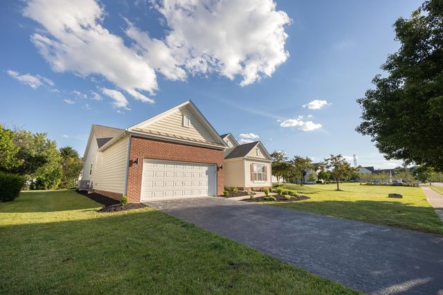 6177 Woodsview Way, Hilliard, OH 43026