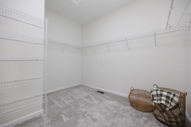 6177 Woodsview Way, Hilliard, OH 43026