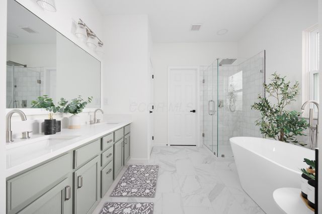 6177 Woodsview Way, Hilliard, OH 43026