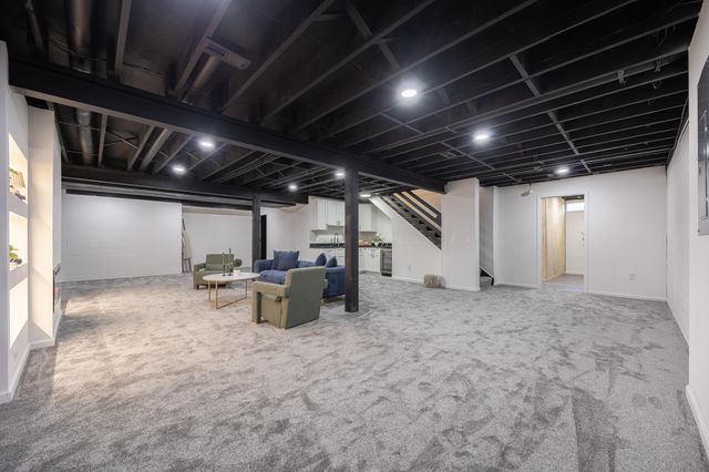 6177 Woodsview Way, Hilliard, OH 43026