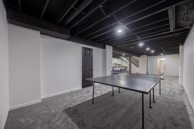 6177 Woodsview Way, Hilliard, OH 43026