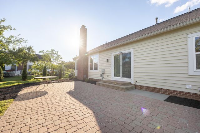 6177 Woodsview Way, Hilliard, OH 43026