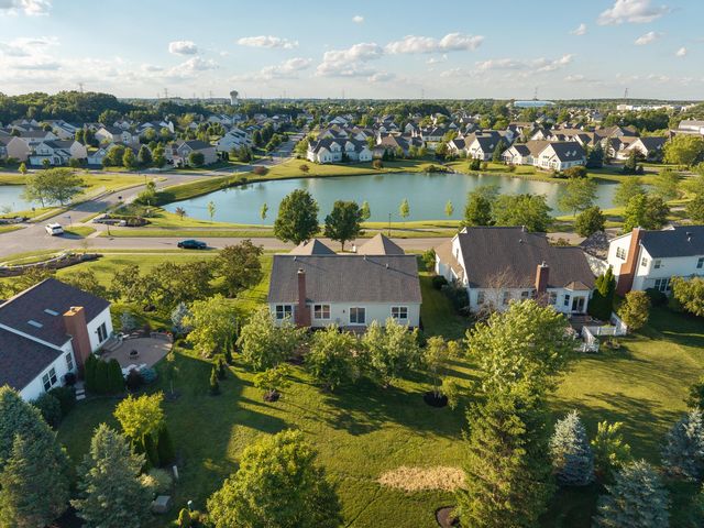 6177 Woodsview Way, Hilliard, OH 43026