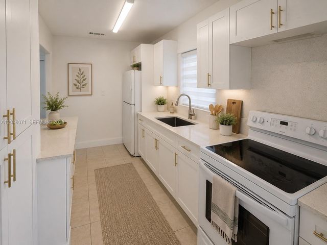 3810 SW 89th Avenue 3810, Miami, FL 33165