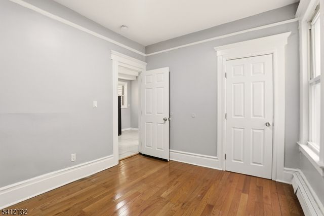 15 20Th Ave, Irvington Twp., NJ 07111