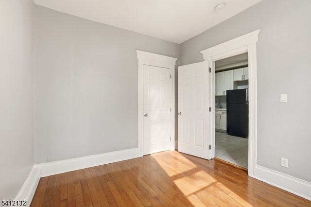 15 20Th Ave, Irvington Twp., NJ 07111