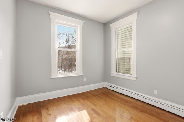 15 20Th Ave, Irvington Twp., NJ 07111