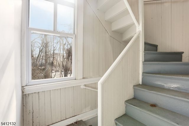 15 20Th Ave, Irvington Twp., NJ 07111