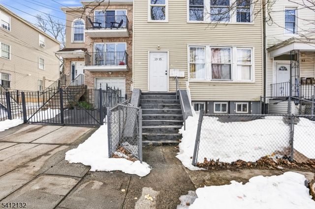 15 20Th Ave, Irvington Twp., NJ 07111