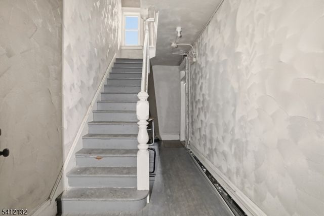 15 20Th Ave, Irvington Twp., NJ 07111