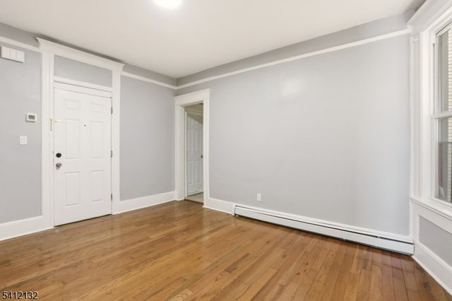 15 20Th Ave, Irvington Twp., NJ 07111