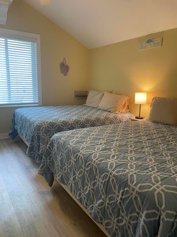 140 Webster Avenue, South Haven, MI 49090