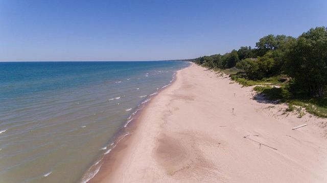 140 Webster Avenue, South Haven, MI 49090
