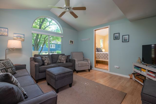 140 Webster Avenue, South Haven, MI 49090