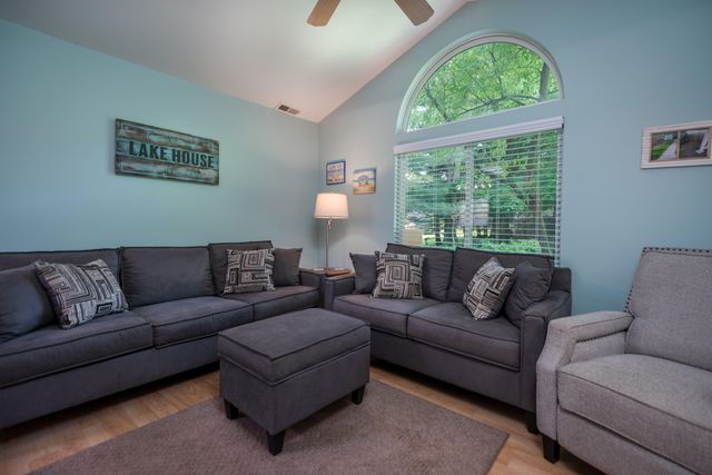 140 Webster Avenue, South Haven, MI 49090