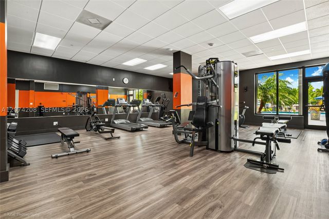 90 Edgewater Dr PH11, Coral Gables, FL 33133