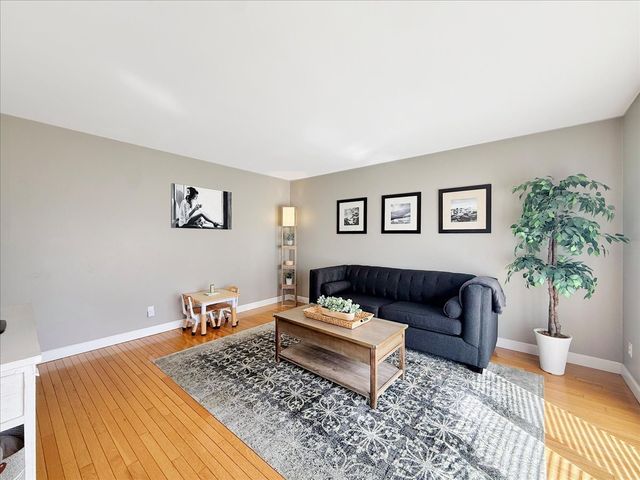 2314 Aspen Drive, Champaign, IL 61821