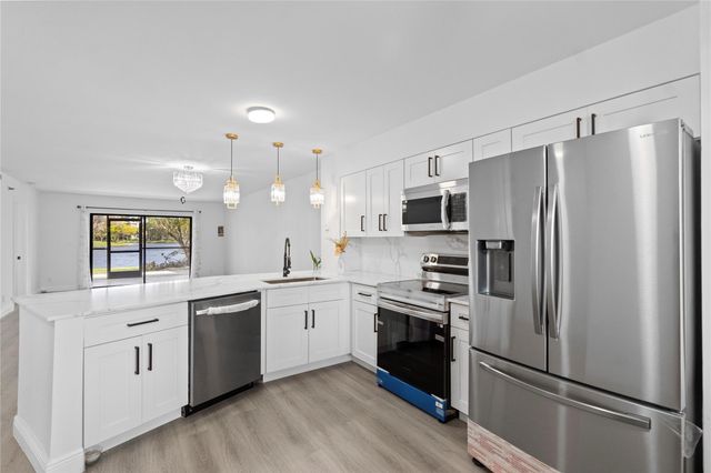 2232 N Cypress Bend Drive 107, Pompano Beach, FL 33069