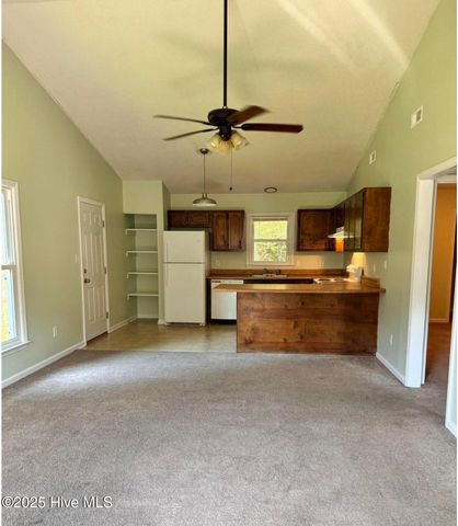 133 Windsor Court, Jacksonville, NC 28546