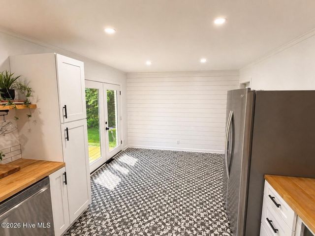 34 Holland Drive, Castle Hayne, NC 28429
