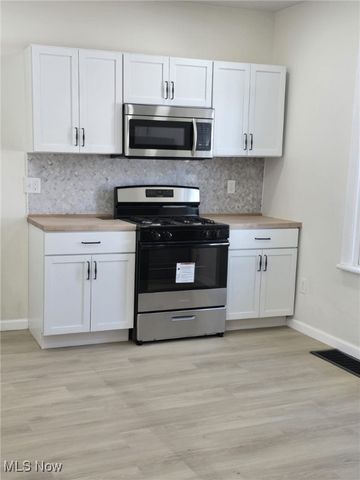 1234 E 61st Street, Cleveland, OH 44103