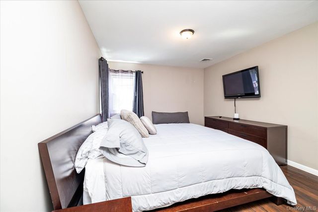 1985 Park Street, Atlantic Beach, NY 11509
