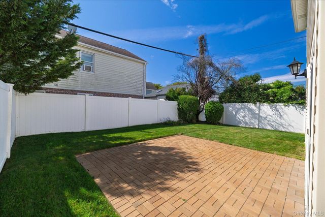 1985 Park Street, Atlantic Beach, NY 11509
