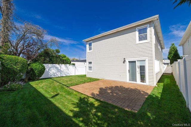 1985 Park Street, Atlantic Beach, NY 11509