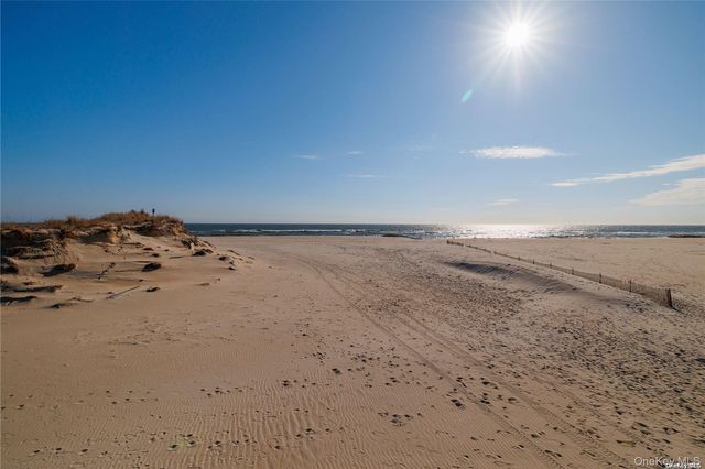 1985 Park Street, Atlantic Beach, NY 11509