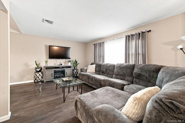 1985 Park Street, Atlantic Beach, NY 11509