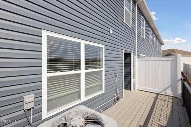 115 Raceday Center Drive, F-4, Bristol, TN 37620