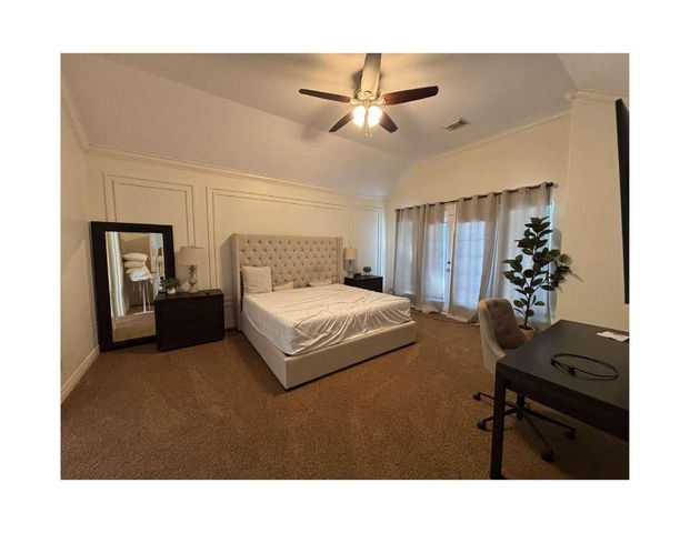 1306 Birdsall Street, Houston, TX 77007