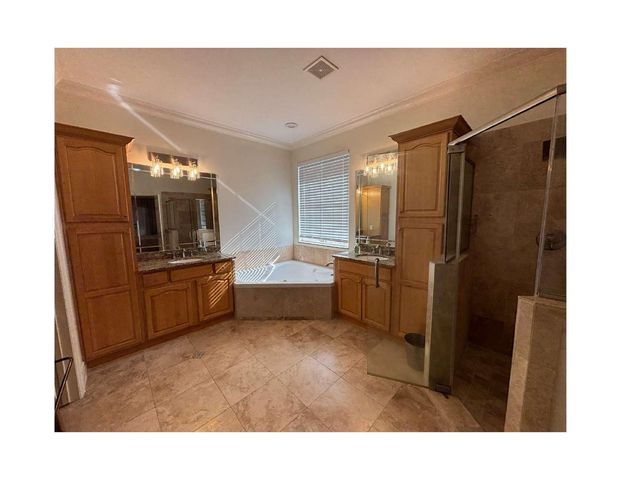 1306 Birdsall Street, Houston, TX 77007