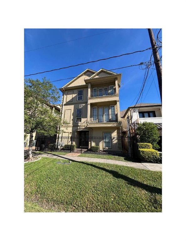 1306 Birdsall Street, Houston, TX 77007