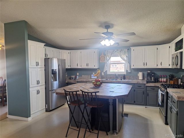 23835 La Salle Road, Pueblo, CO 81006