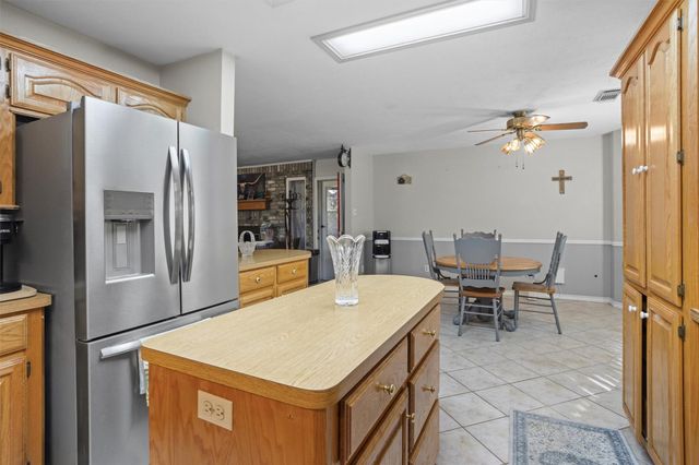 2082 Fm 356, Trinity, TX 75862