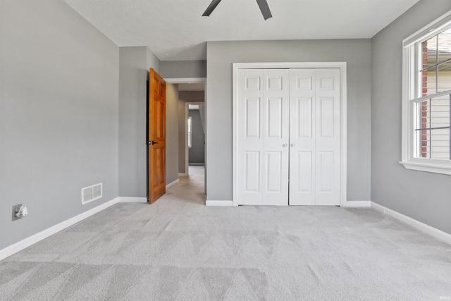 3477 Brookfield Drive, Newburgh, IN 47630