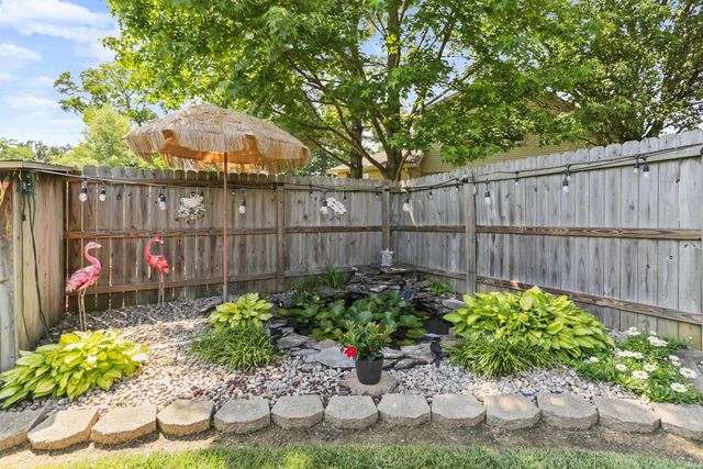 3477 Brookfield Drive, Newburgh, IN 47630